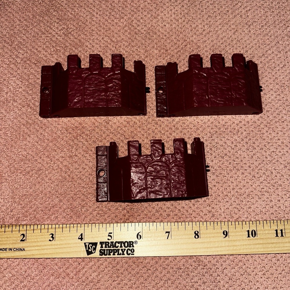 Lot  of 3 Fisher Price Imaginext Toy Replacement‎ Parts Castle Crenelation Top